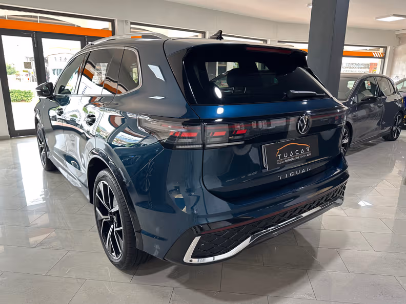 Volkswagen Tiguan - 3