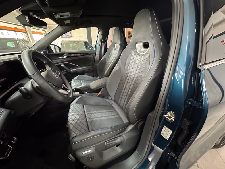 Volkswagen Tiguan - 14