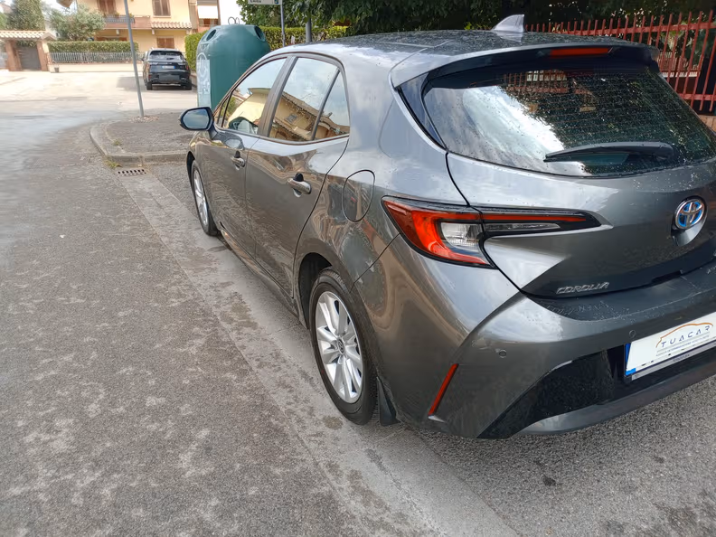 Toyota Corolla - 19