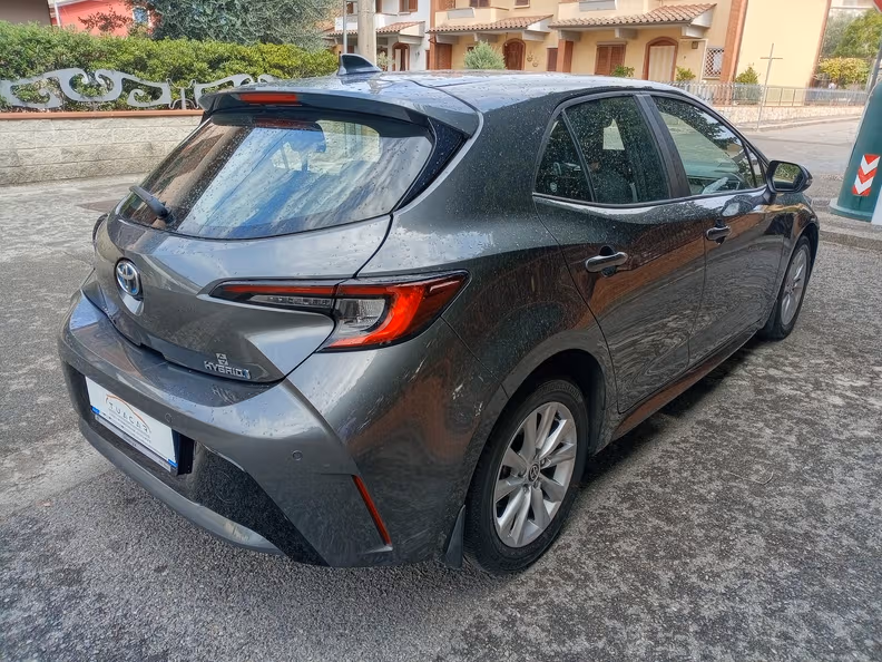 Toyota Corolla - 8