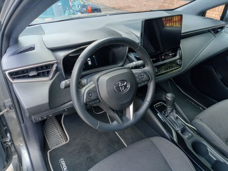 Toyota Corolla - 37