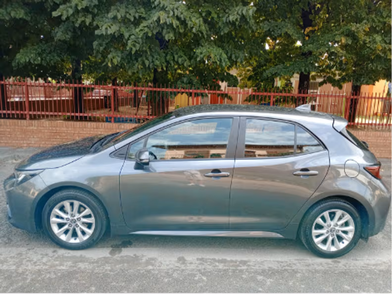 Toyota Corolla - 18