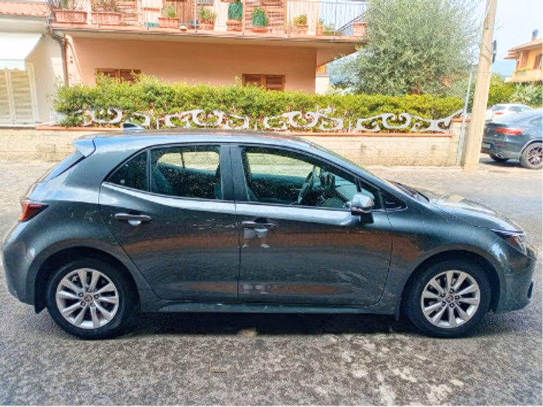 Toyota Corolla - 7