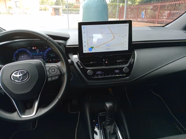 Toyota Corolla - 32