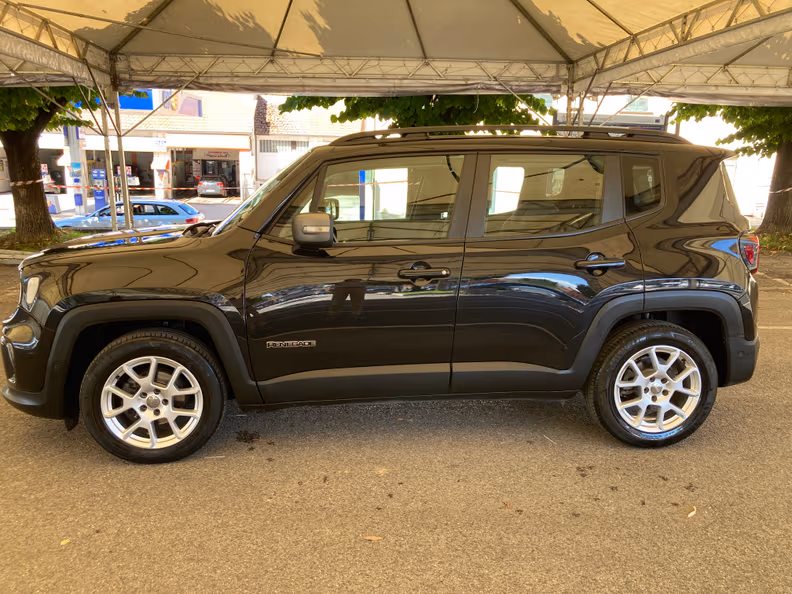 Jeep Renegade - 8