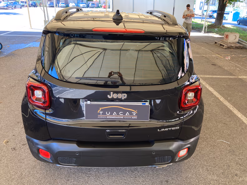 Jeep Renegade - 19