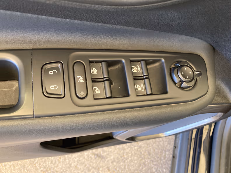 Jeep Renegade - 40