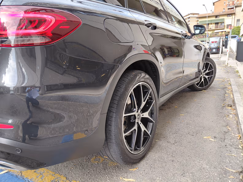 Mercedes-Benz GLC-Class - 24