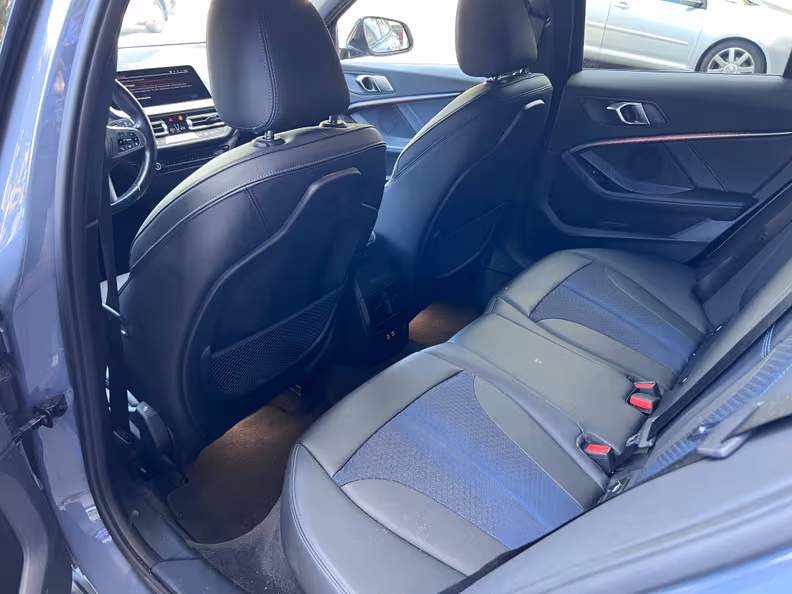 BMW 1 series - 24