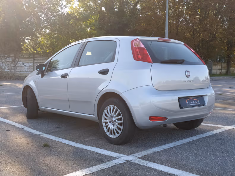 Fiat Punto - 5