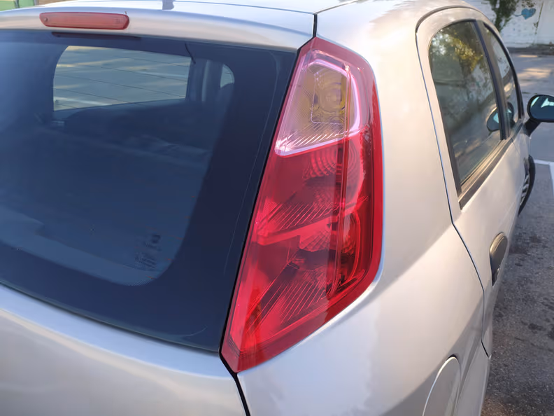 Fiat Punto - 18