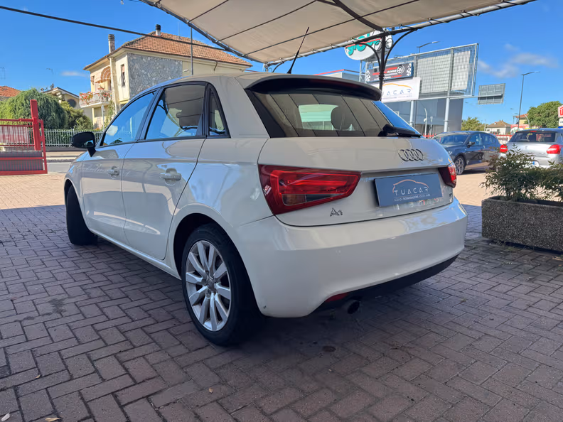 Audi A1 - 5