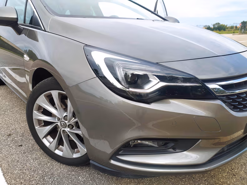 Opel Astra - 16