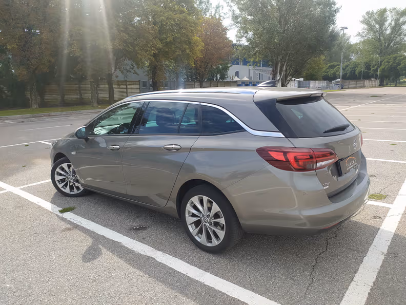 Opel Astra - 4