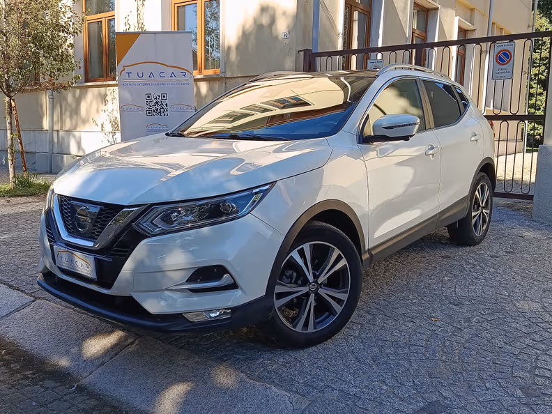 Nissan Qashqai - 1