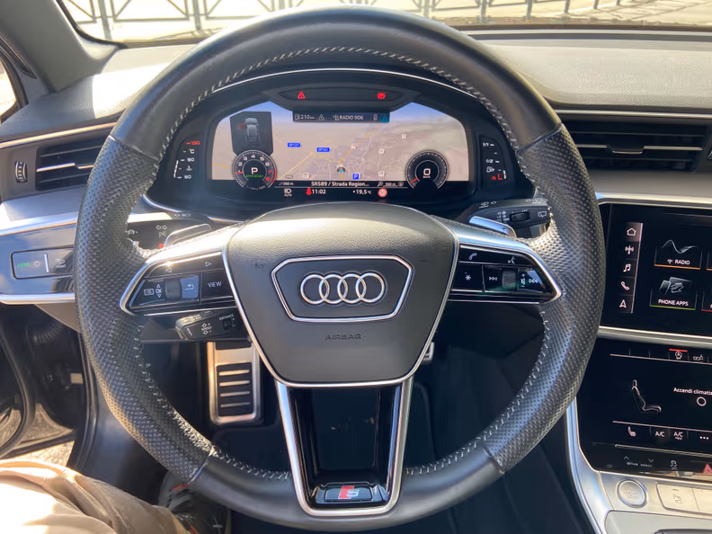 Audi A6 - 12