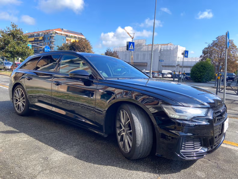 Audi A6 - 4