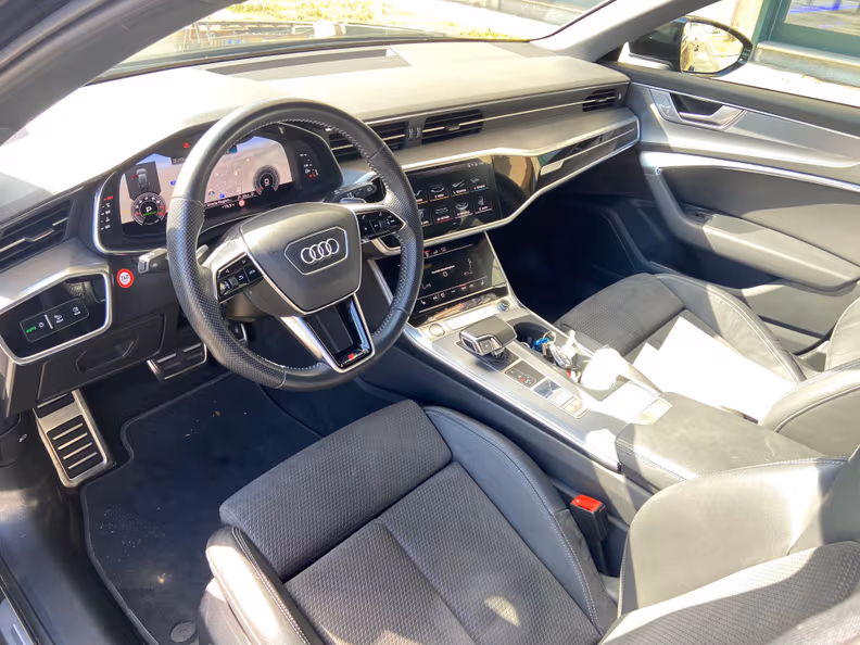 Audi A6 - 24