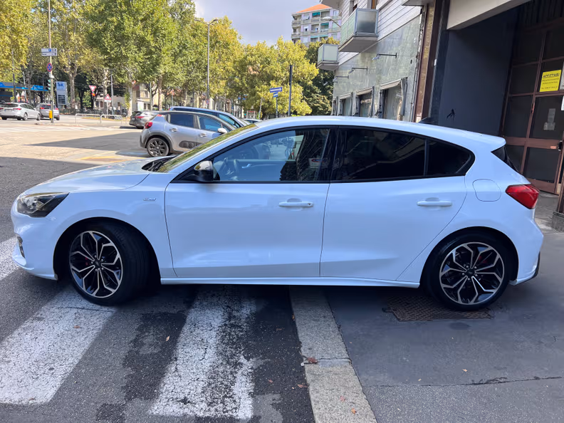 Ford Focus - 20