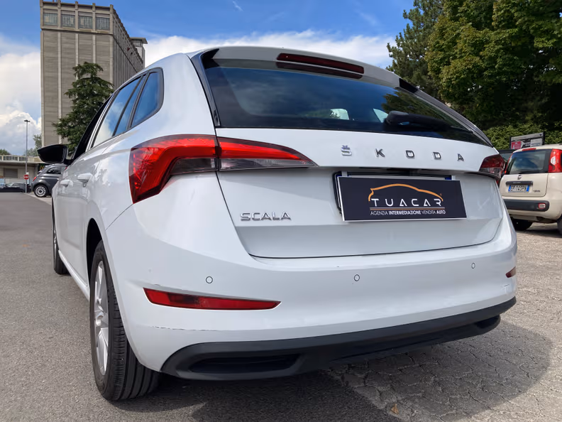 Škoda Scala - 14