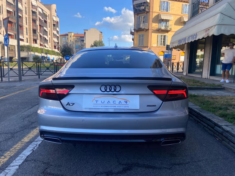 Audi A7 - 6