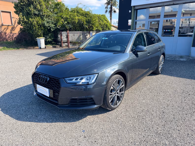 Audi A4 - 1