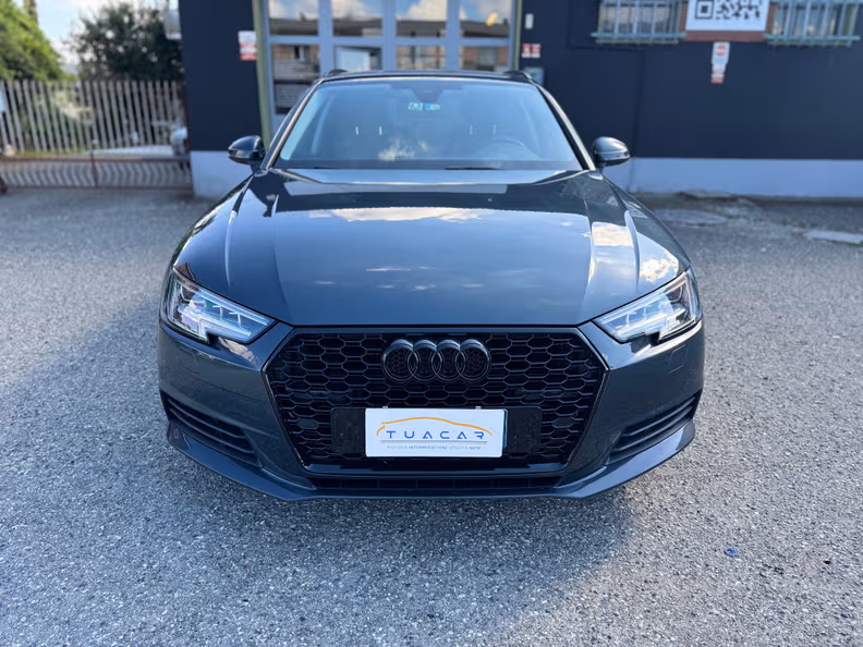 Audi A4 - 8