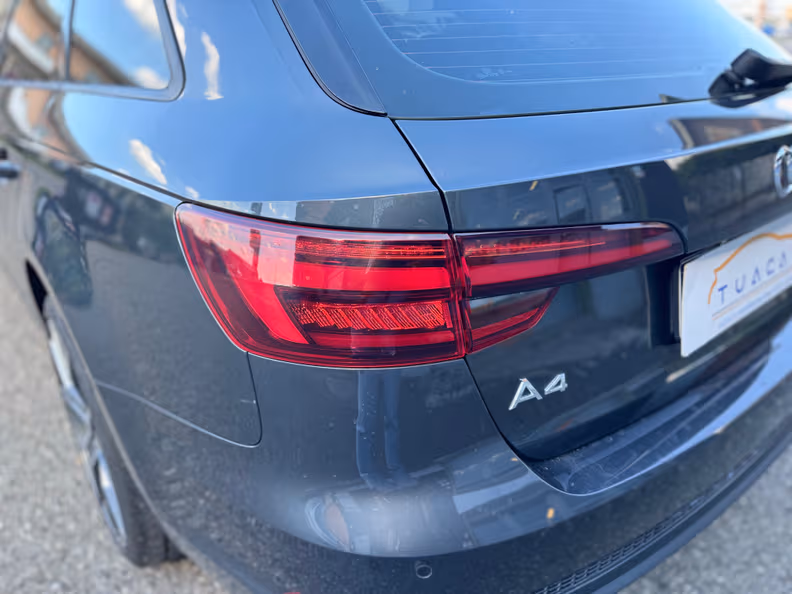 Audi A4 - 12