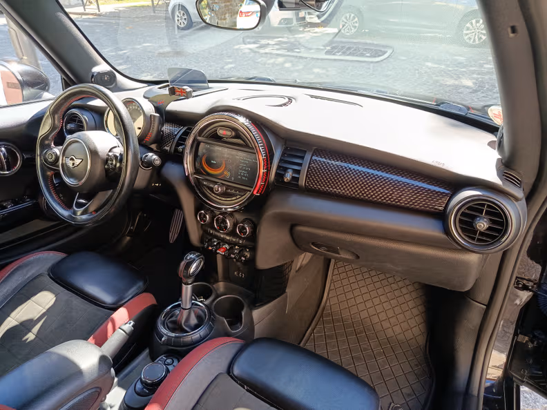 Mini Convertible - 26