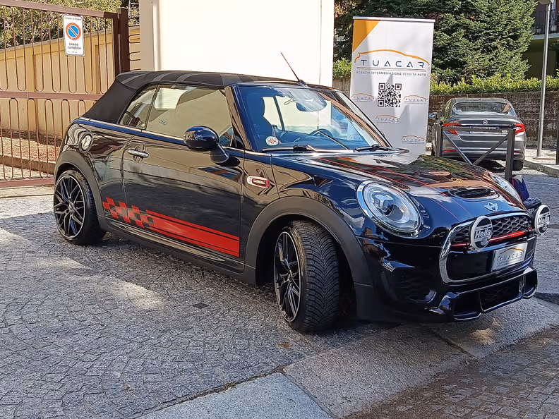 Mini Convertible - 2