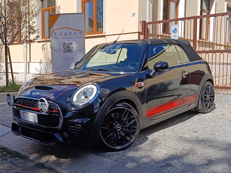 Mini Convertible - 1