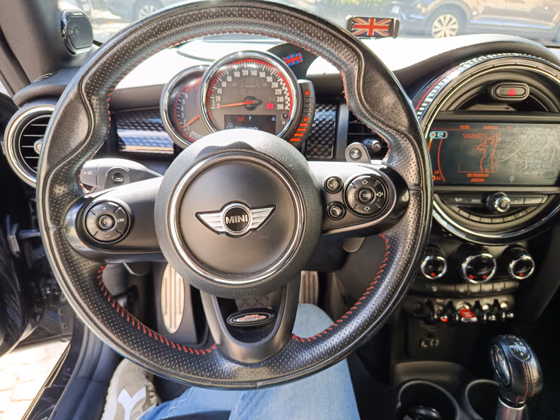 Mini Convertible - 16