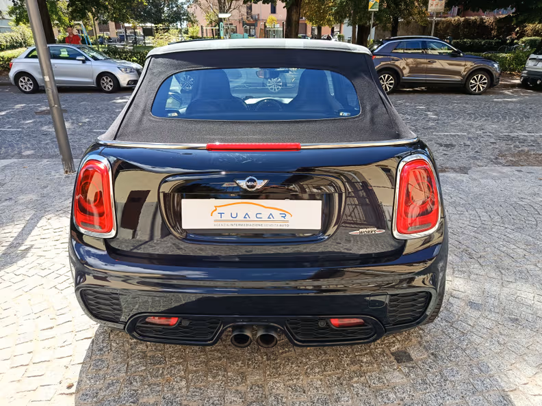 Mini Convertible - 6