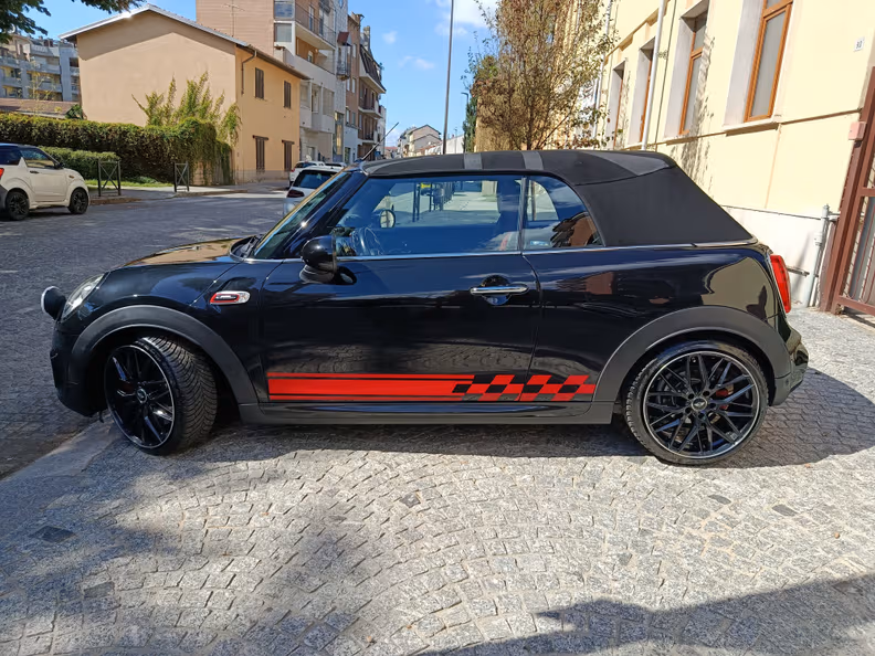 Mini Convertible - 8