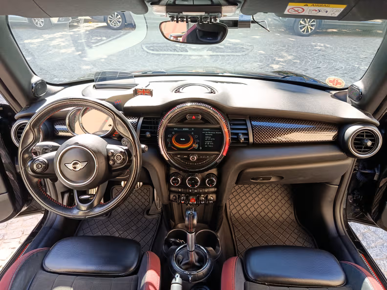 Mini Convertible - 40