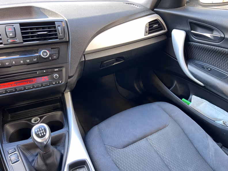 BMW 1 series - 24