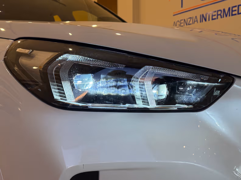 BMW X1 - 11