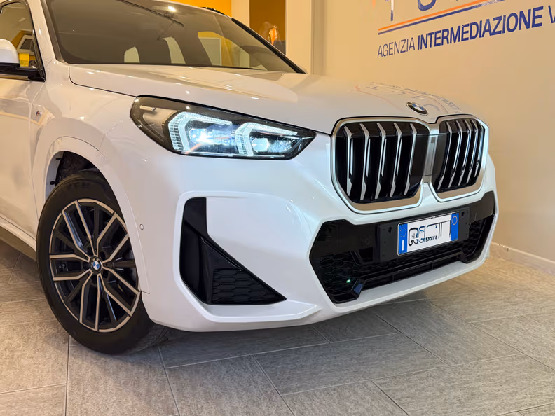 BMW X1 - 10