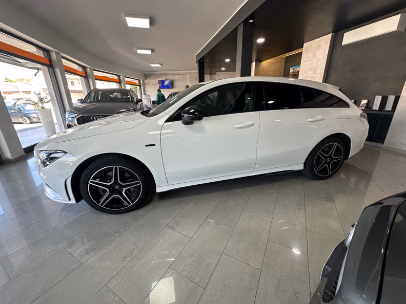 Mercedes-Benz CLA-Class - 2