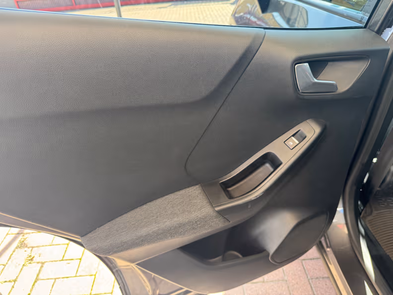 Ford Puma - 22