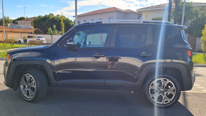 Jeep Renegade - 8