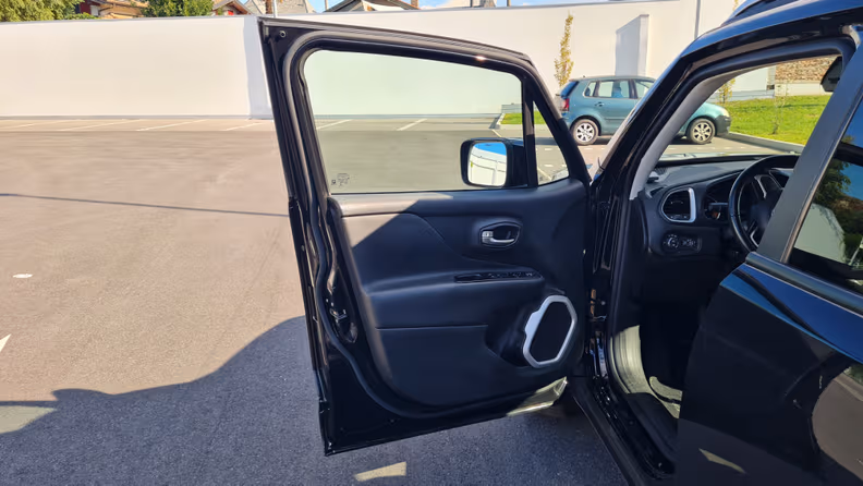 Jeep Renegade - 19
