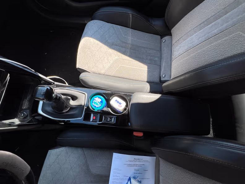 Peugeot 208 - 27