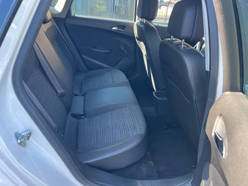 Opel Astra - 16
