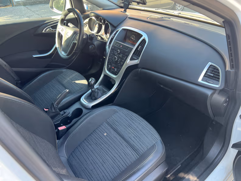 Opel Astra - 15