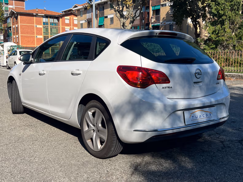 Opel Astra - 7