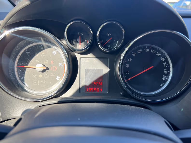 Opel Astra - 17
