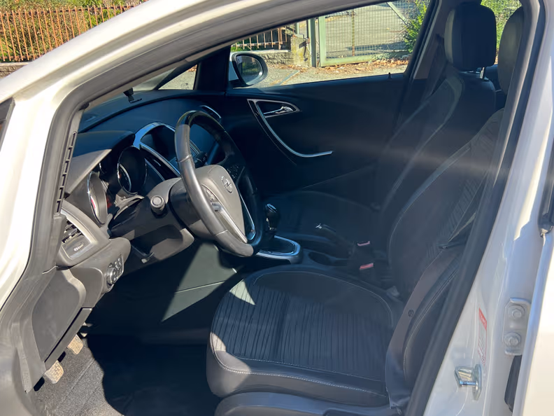 Opel Astra - 30