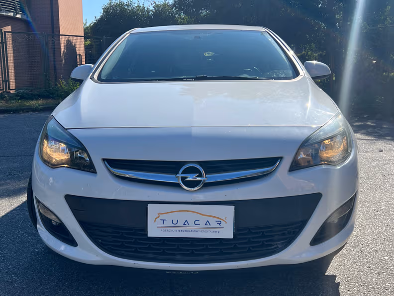 Opel Astra - 2