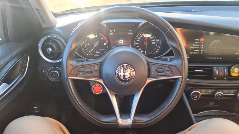 Alfa Romeo Giulia - 26